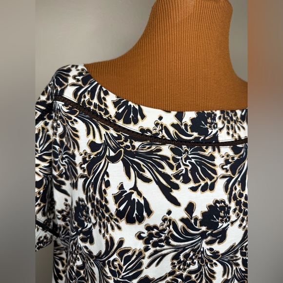 Lane Bryant Relaxed Cap-Sleeve Boatneck Top Size 14/16 - Picture 4 of 10